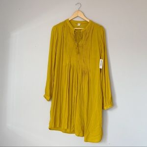 Old Navy yellow peasant smock dress with t…